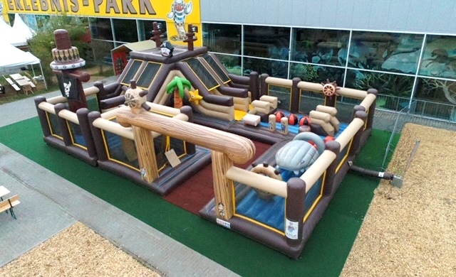 Huepfburg-Tolli-Park